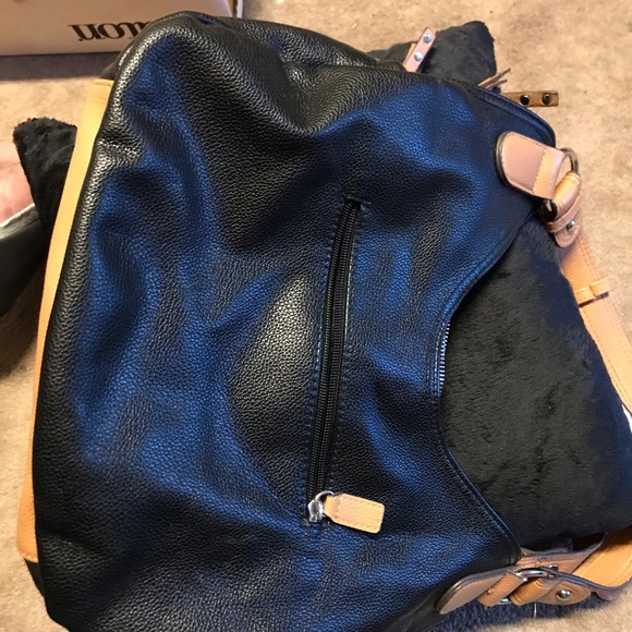 Bag - Picture 2 of 3